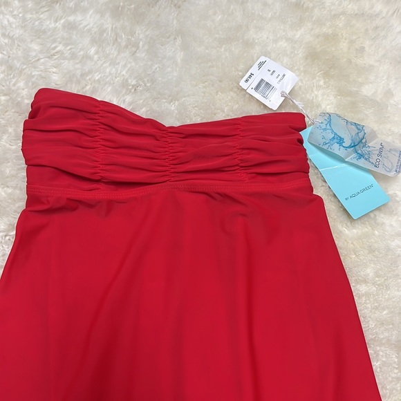 NWT - Womens Red Swim Cover - Picture 2 of 4